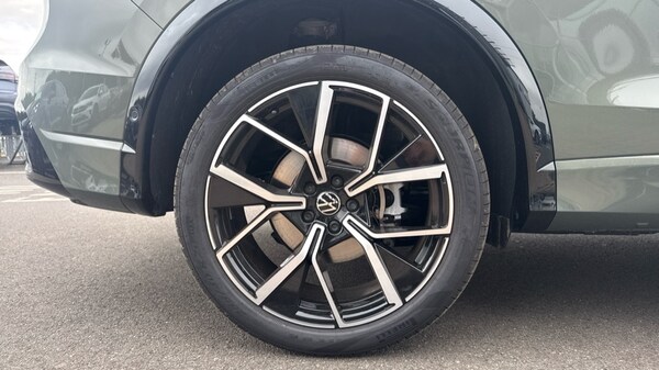 Used Volkswagen Tiguan 2025 for sale - 75652891: Photo 5