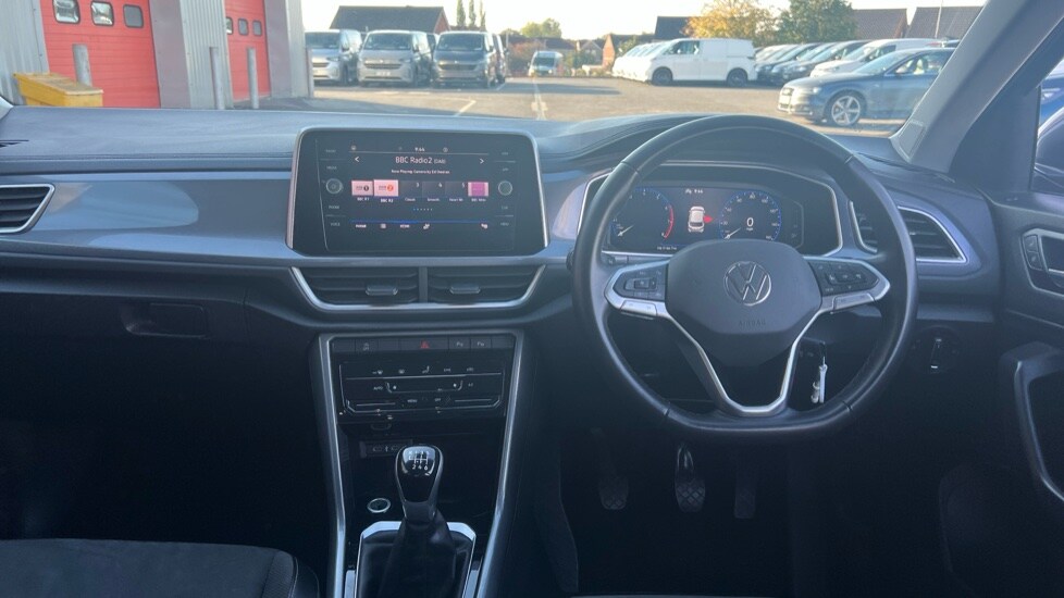 Used Volkswagen T-Roc 2024 for sale - 76244430: Photo 12