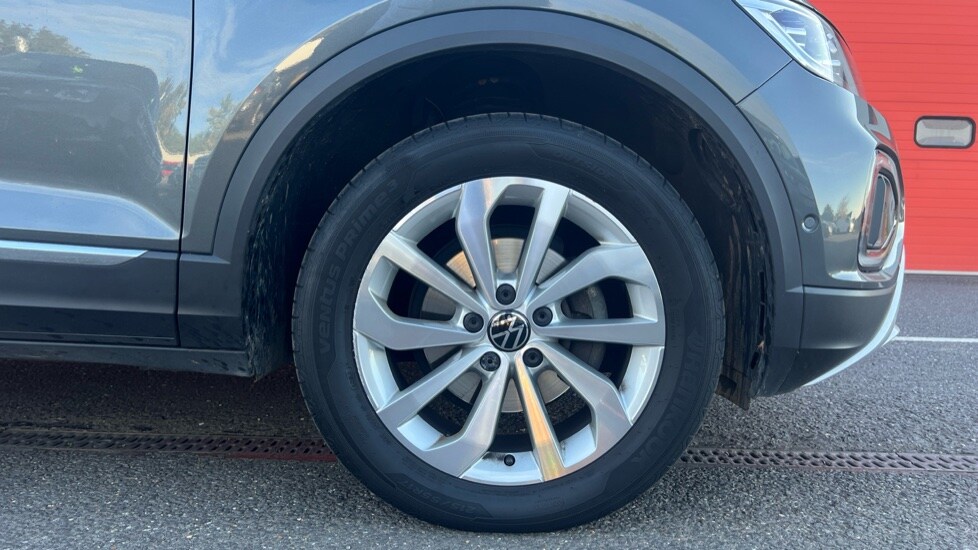 Used Volkswagen T-Roc 2024 for sale - 76244430: Photo 20