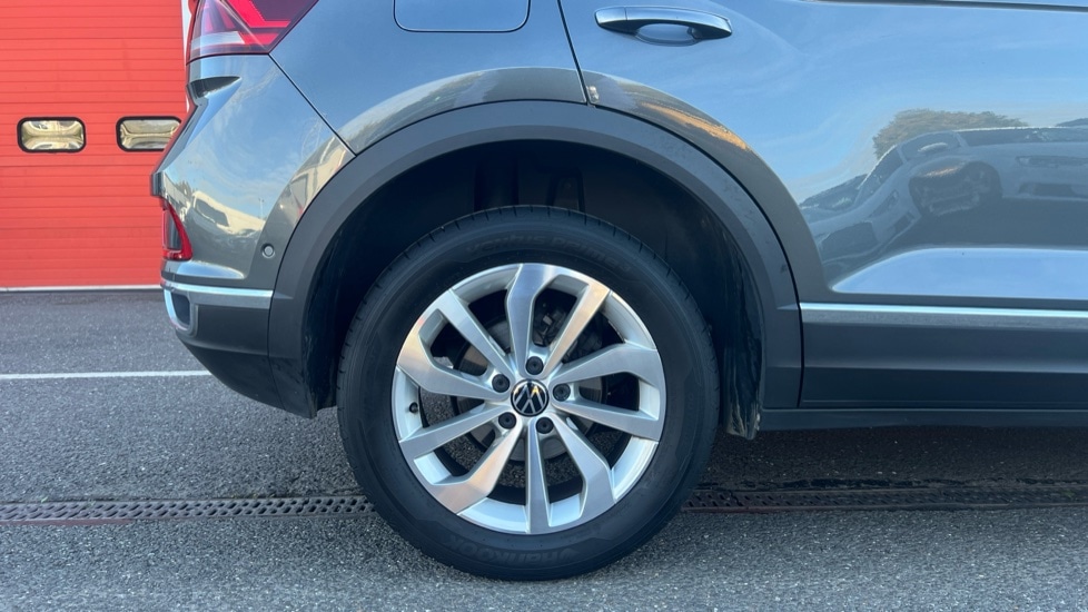 Used Volkswagen T-Roc 2024 for sale - 76244430: Photo 5