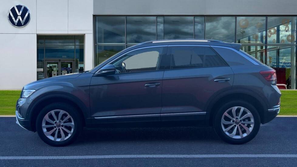 Used Volkswagen T-Roc 2024 for sale - 76244430: Photo 9