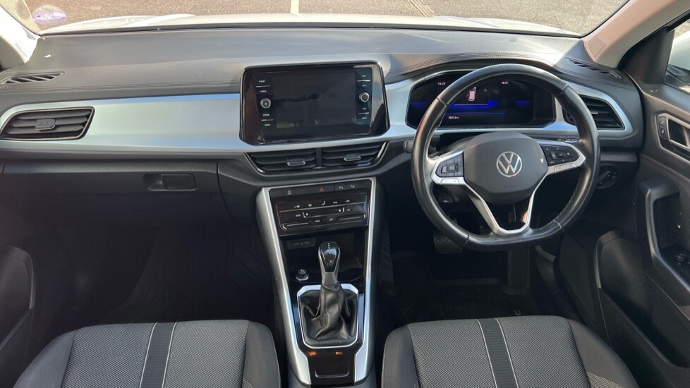 Used Volkswagen T-Roc 2023 for sale - 76459027: Photo 12