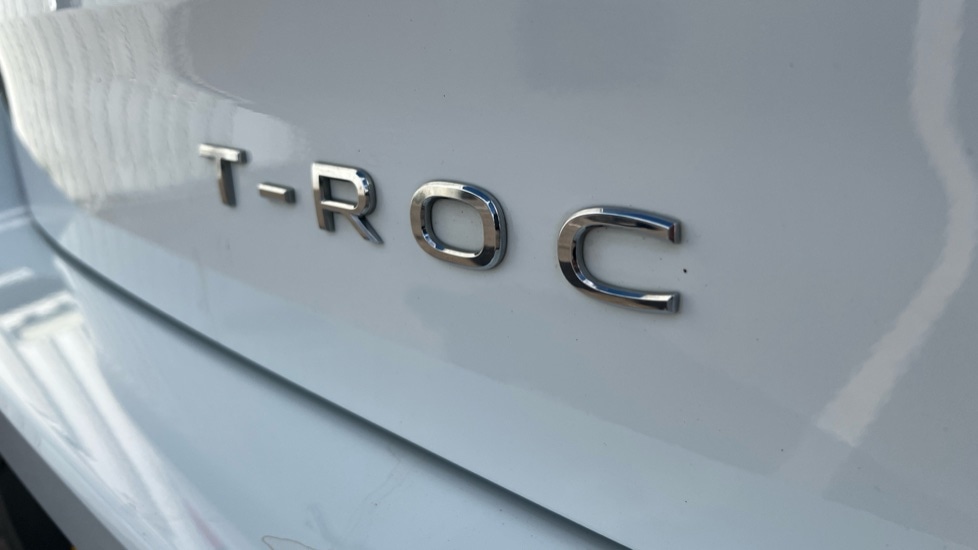 Used Volkswagen T-Roc 2023 for sale - 76459027: Photo 43