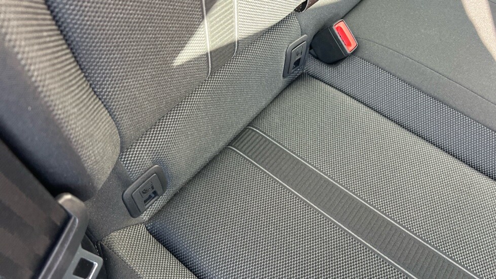 Used Volkswagen T-Roc 2023 for sale - 76459027: Photo 48