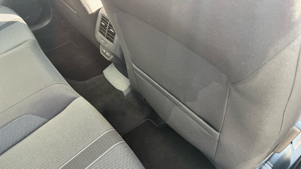 Used Volkswagen T-Roc 2023 for sale - 76459027: Photo 49