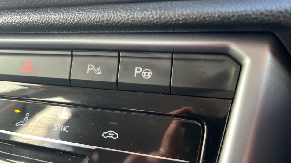 Used Volkswagen T-Roc 2023 for sale - 76459027: Photo 52