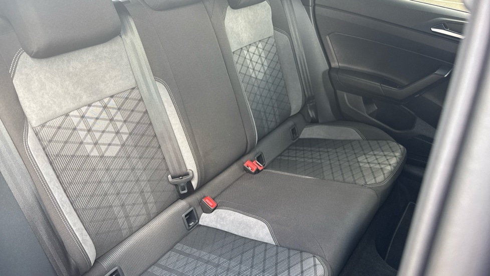 Used Volkswagen Taigo 2024 for sale - 76796317: Photo 15