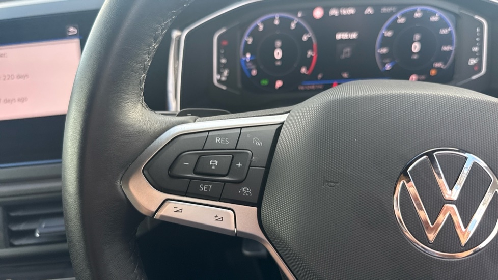 Used Volkswagen Taigo 2024 for sale - 76796317: Photo 28