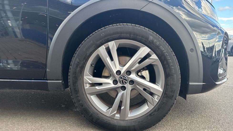 Used Volkswagen Taigo 2024 for sale - 76796317: Photo 5