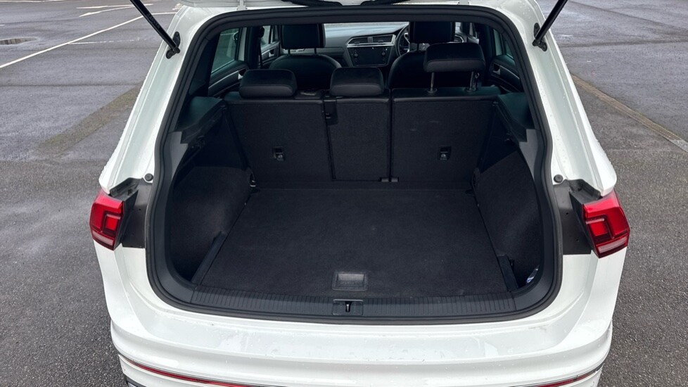 Used Volkswagen Tiguan 2022 for sale - 76804079: Photo 16