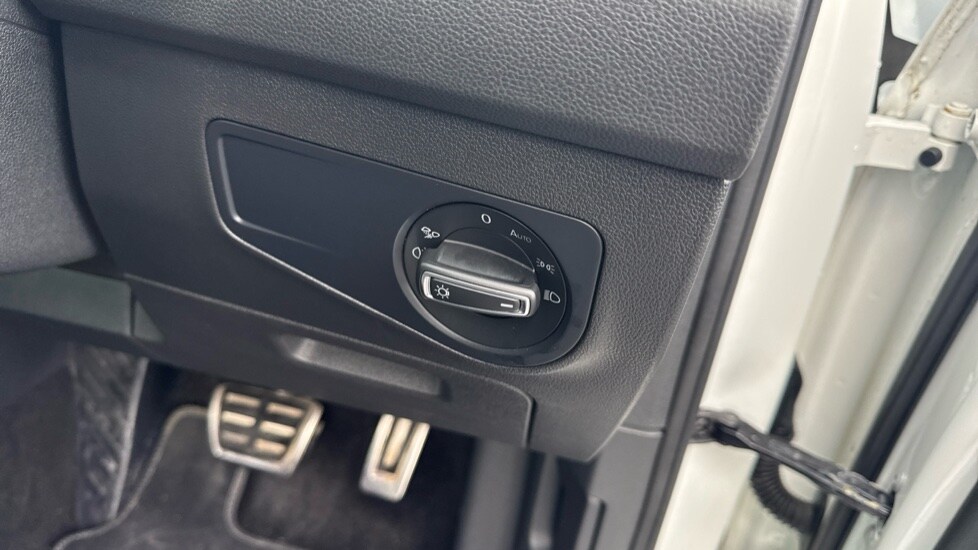 Used Volkswagen Tiguan 2022 for sale - 76804079: Photo 32