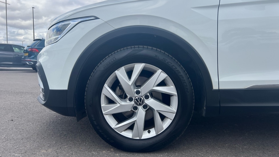 Used Volkswagen Tiguan 2022 for sale - 76441923: Photo 18