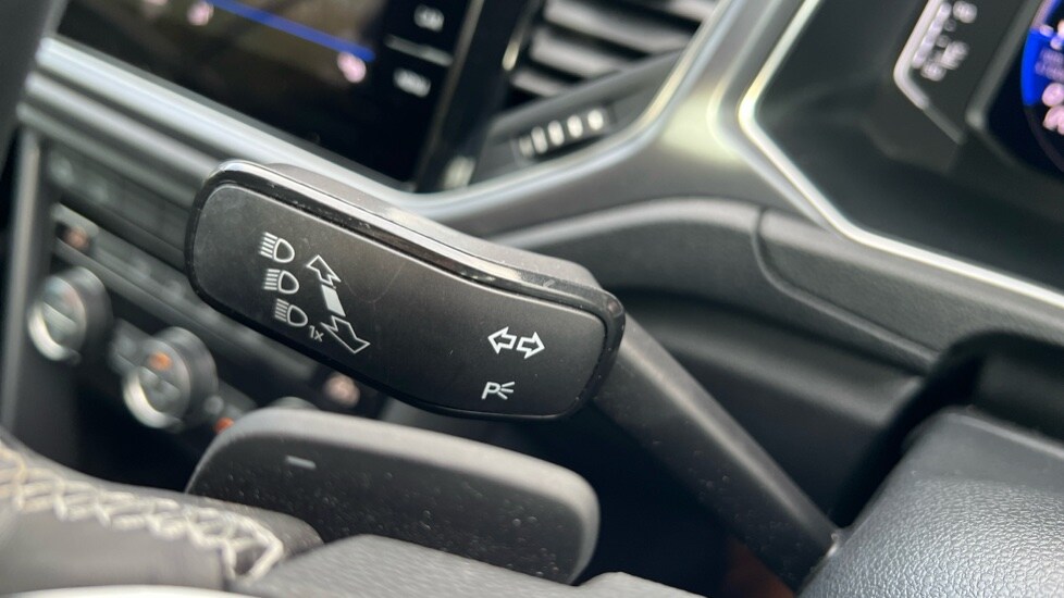 Used Volkswagen T-Roc 2021 for sale - 76328363: Photo 33