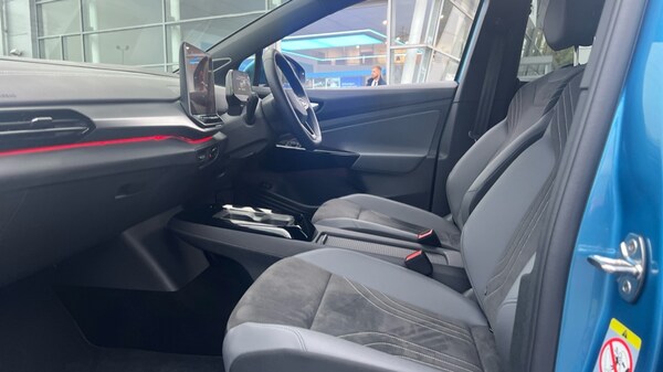 Used Volkswagen ID.4 2025 for sale - 76130600: Photo 28