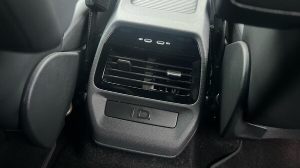 Used Volkswagen ID.4 2025 for sale - 76130600: Photo 34