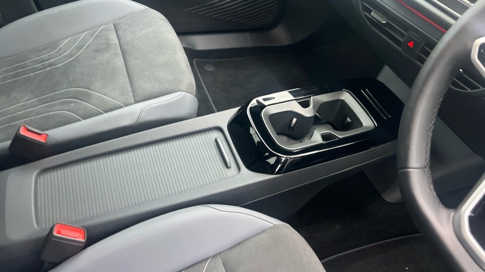 Used Volkswagen ID.4 2025 for sale - 76130600: Photo 35