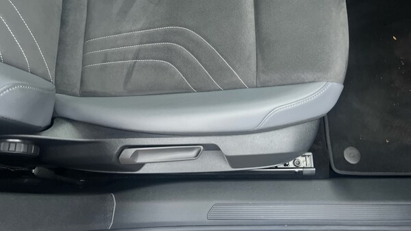 Used Volkswagen ID.4 2025 for sale - 76130600: Photo 40