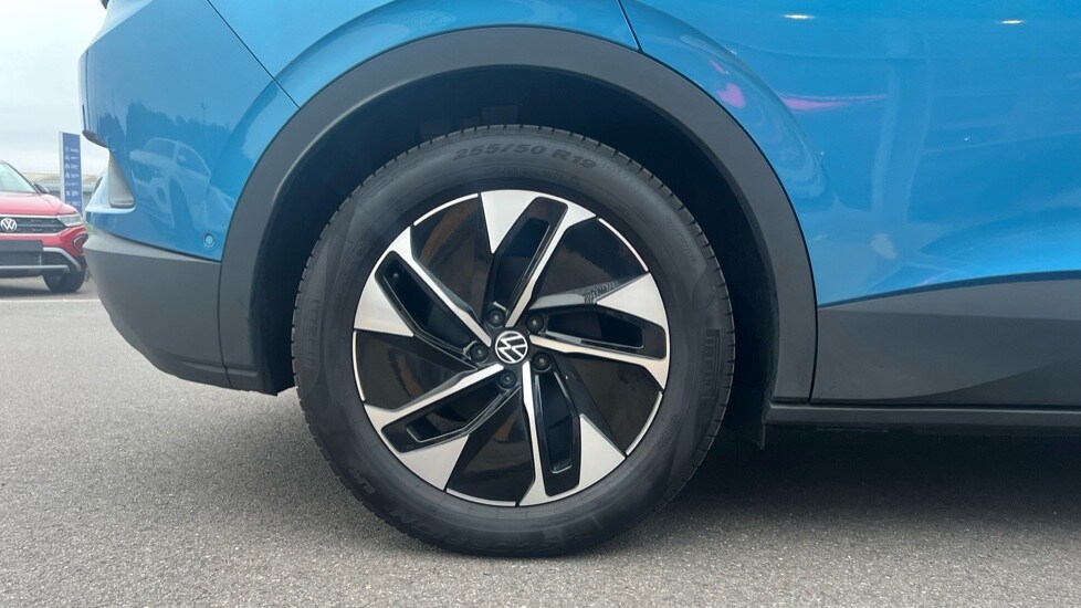 Used Volkswagen ID.4 2025 for sale - 76130600: Photo 5