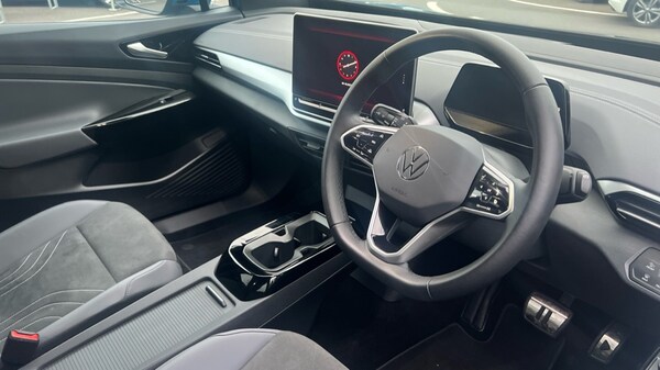 Used Volkswagen ID.4 2025 for sale - 76130600: Photo 6