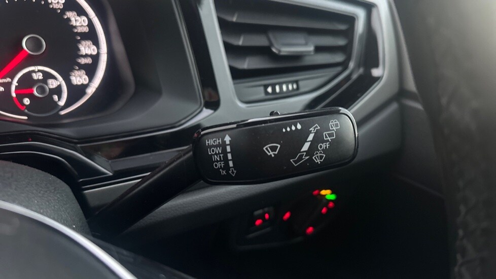 Used Volkswagen Polo 2019 for sale - 76796493: Photo 32