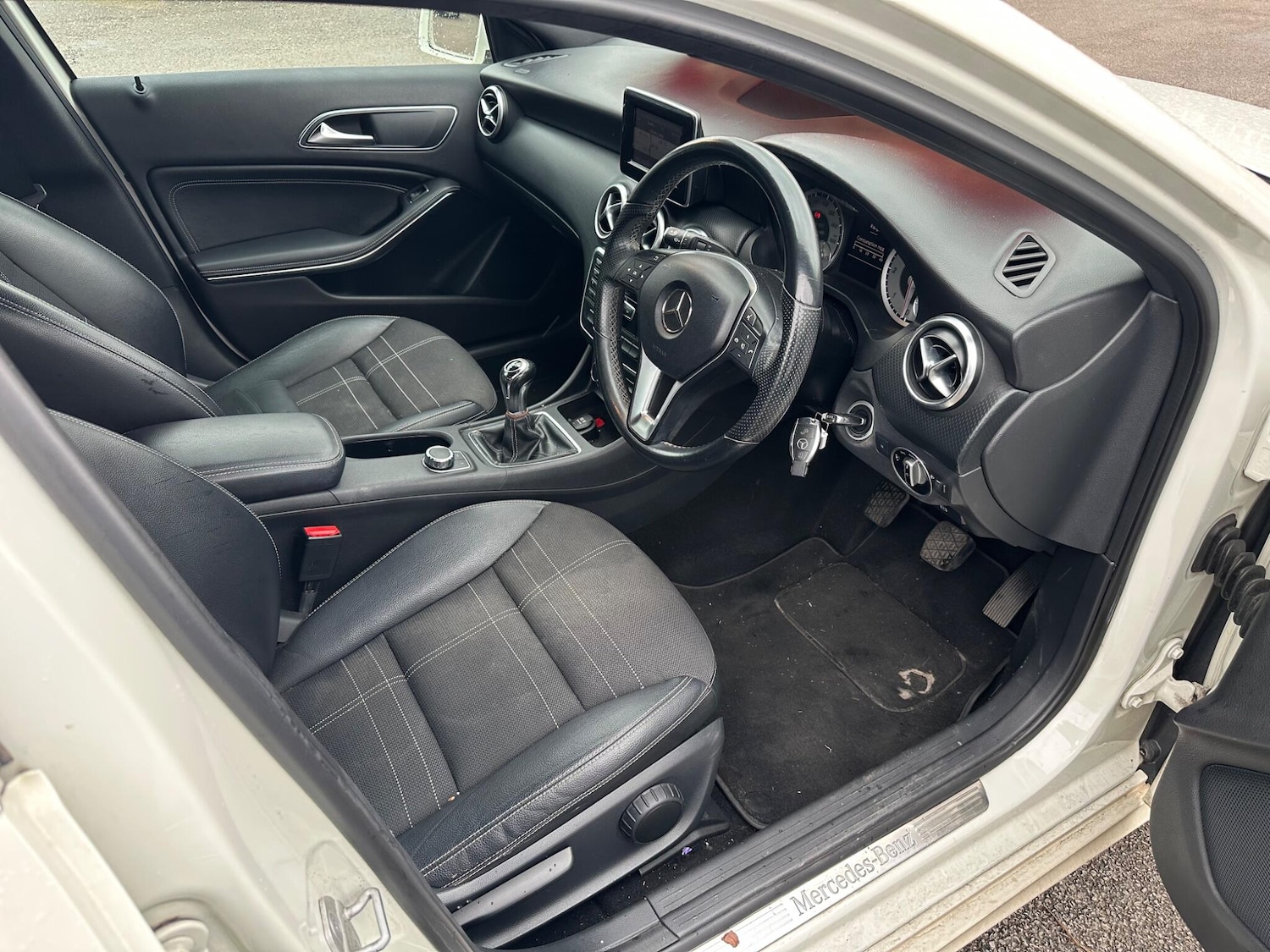 Used Mercedes-Benz A-Class 2013 for sale - 77909527: Photo 10