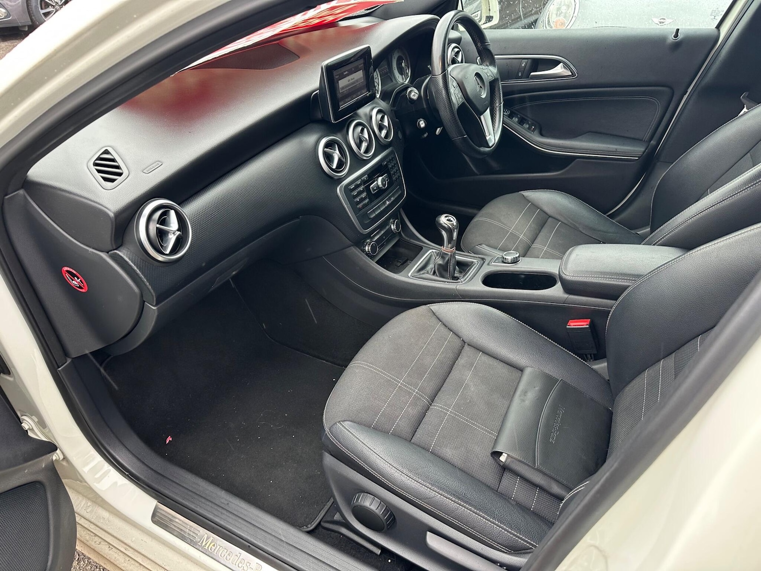 Used Mercedes-Benz A-Class 2013 for sale - 77909527: Photo 14