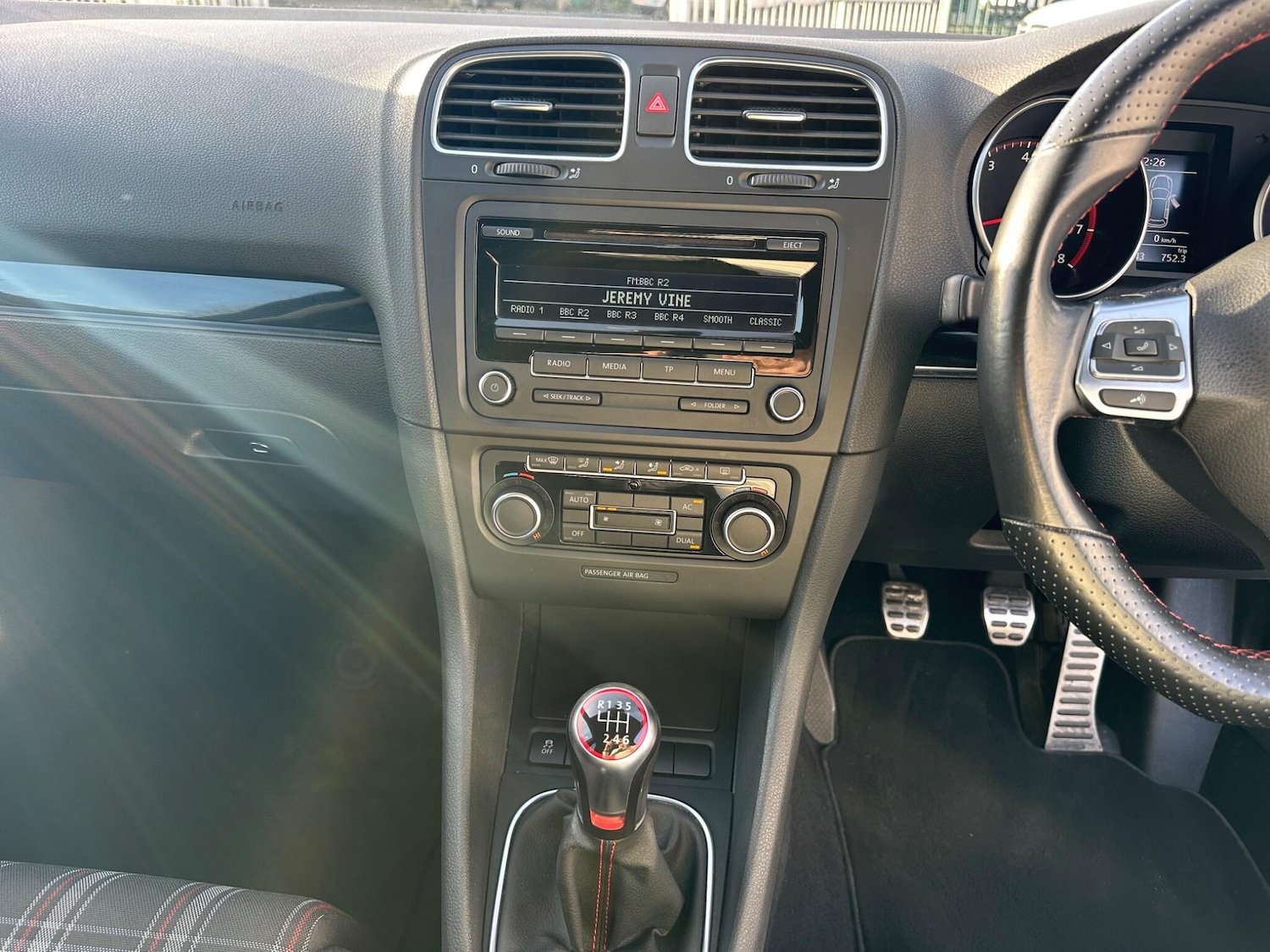 Used Volkswagen Golf 2011 for sale - 77427729: Photo 24