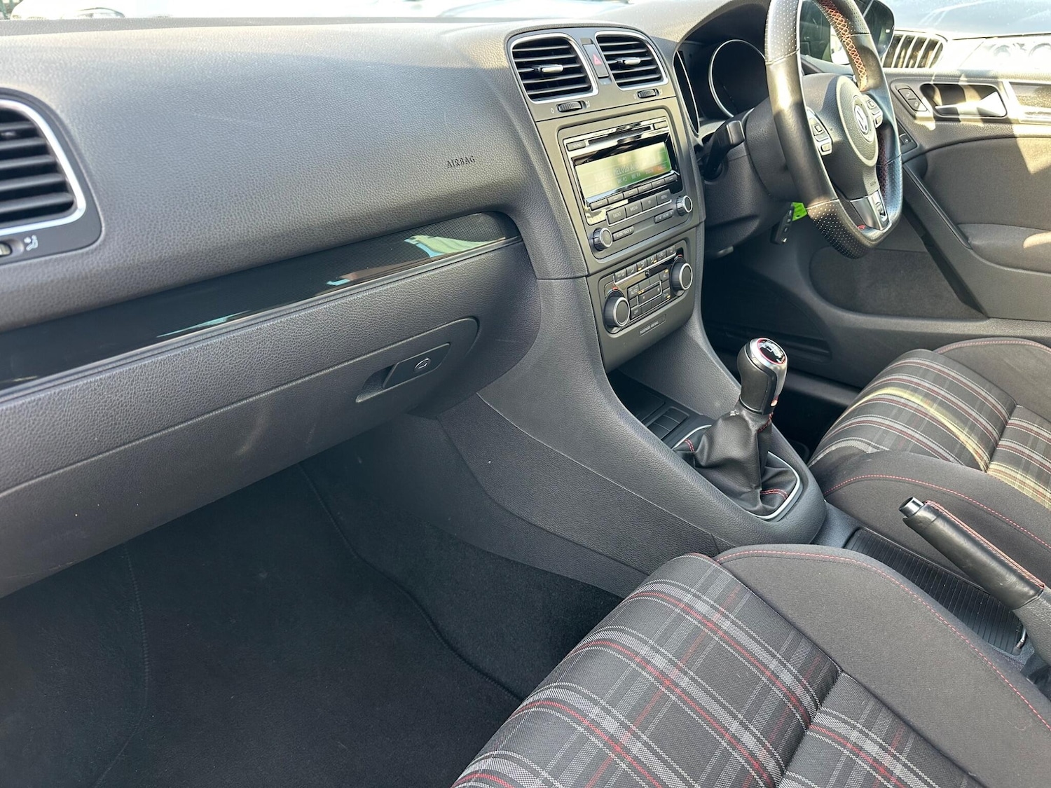 Used Volkswagen Golf 2011 for sale - 77427729: Photo 26