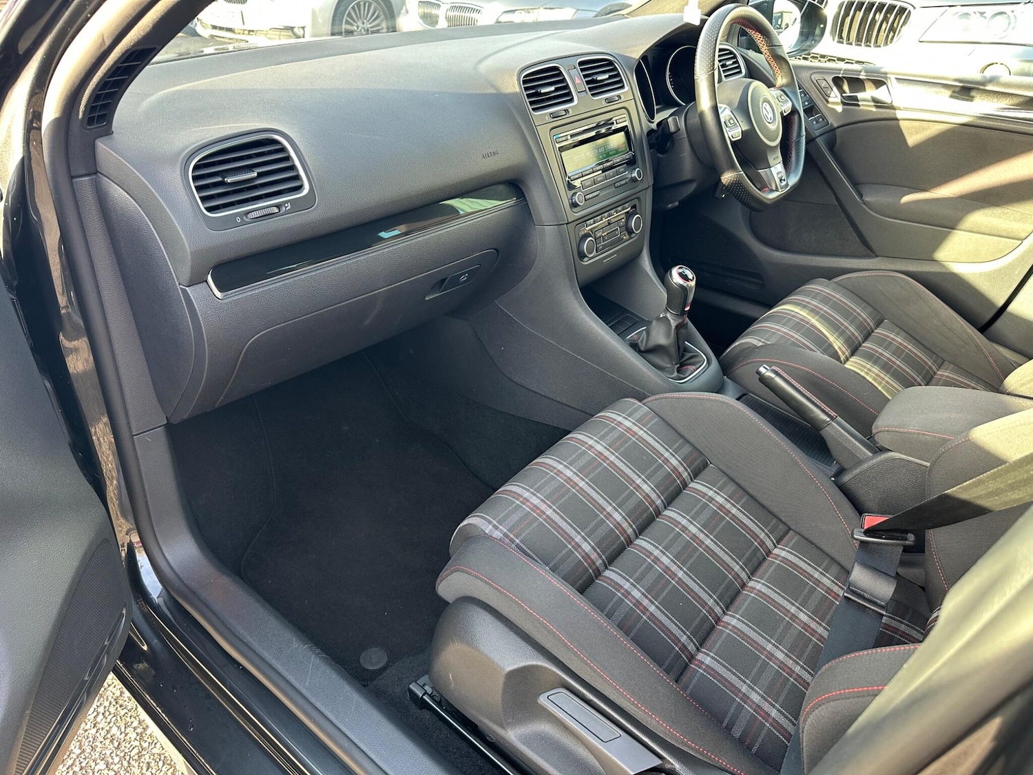 Used Volkswagen Golf 2011 for sale - 77427729: Photo 47