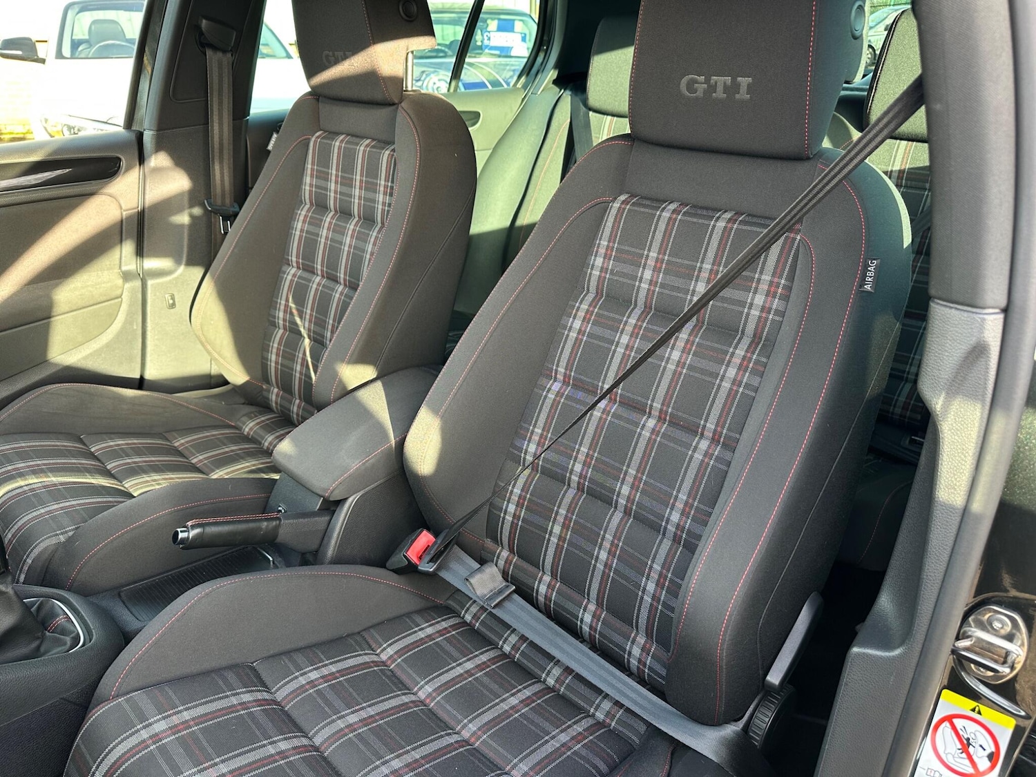 Used Volkswagen Golf 2011 for sale - 77427729: Photo 52