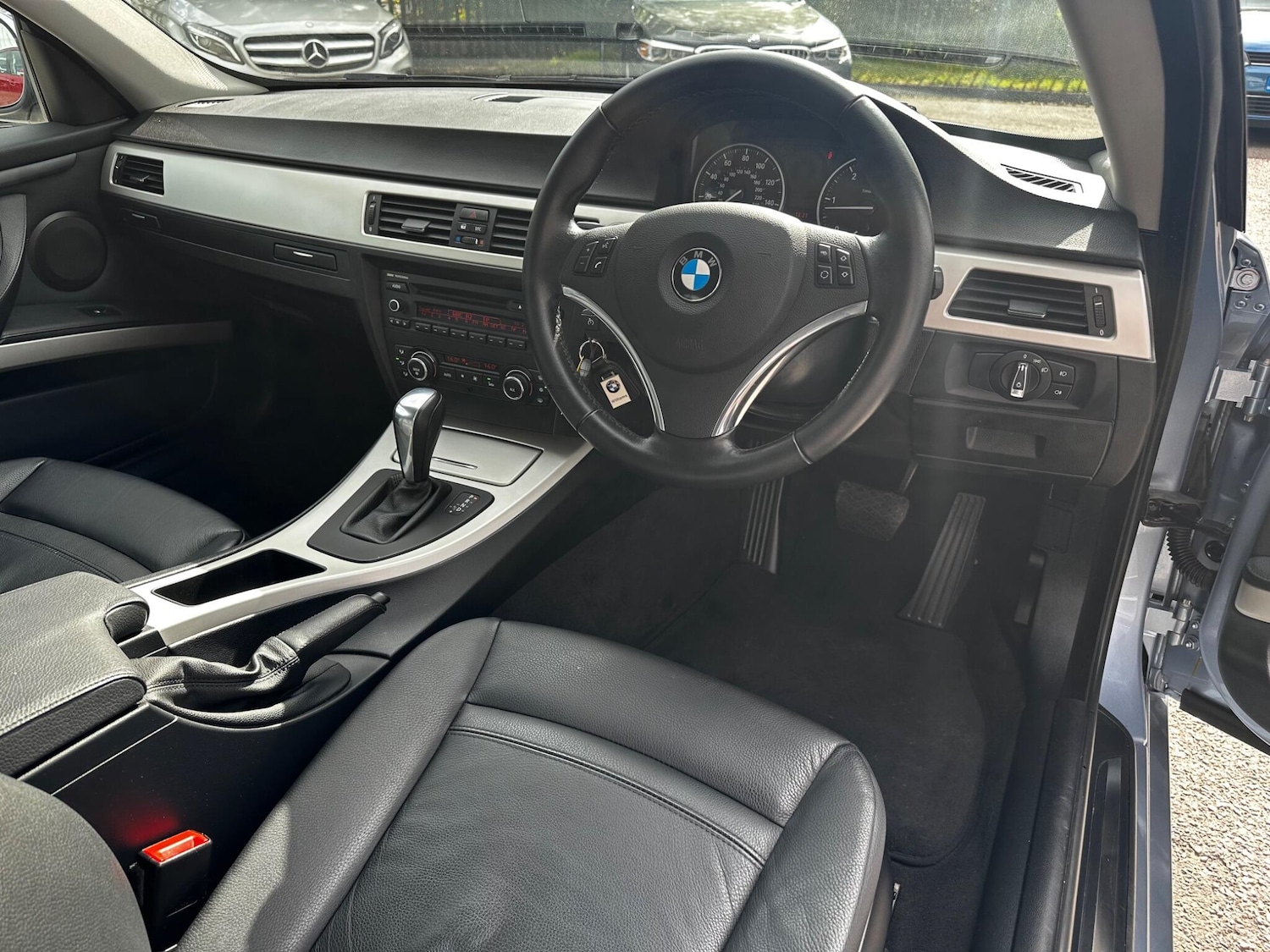 Used BMW 3 Series 2011 for sale - 76189894: Photo 33