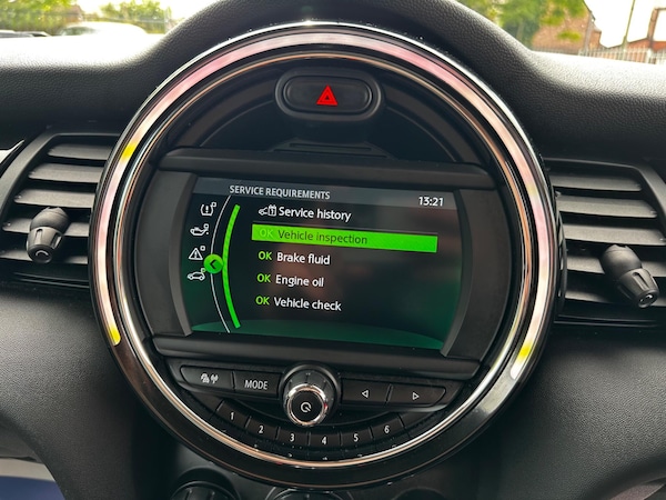 Used MINI Hatch 2018 for sale - 76189233: Photo 32