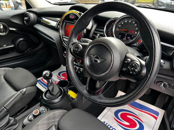 Used MINI Hatch 2018 for sale - 76189233: Photo 38