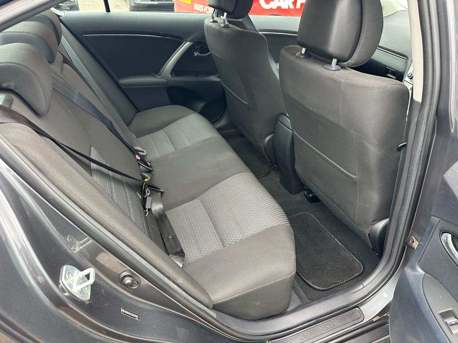 Used Toyota Avensis 2012 for sale - 77839742: Photo 28