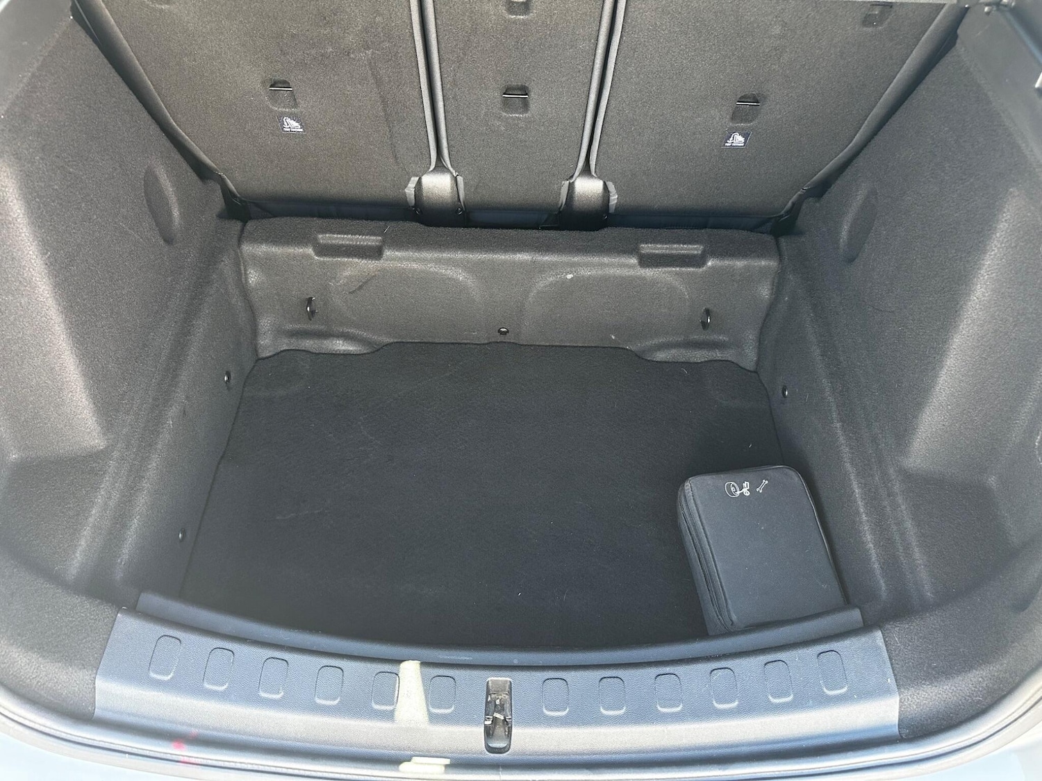 Vehicle 33