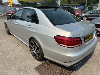 Used Mercedes-Benz E Class 2015 for sale - 79212046: Photo