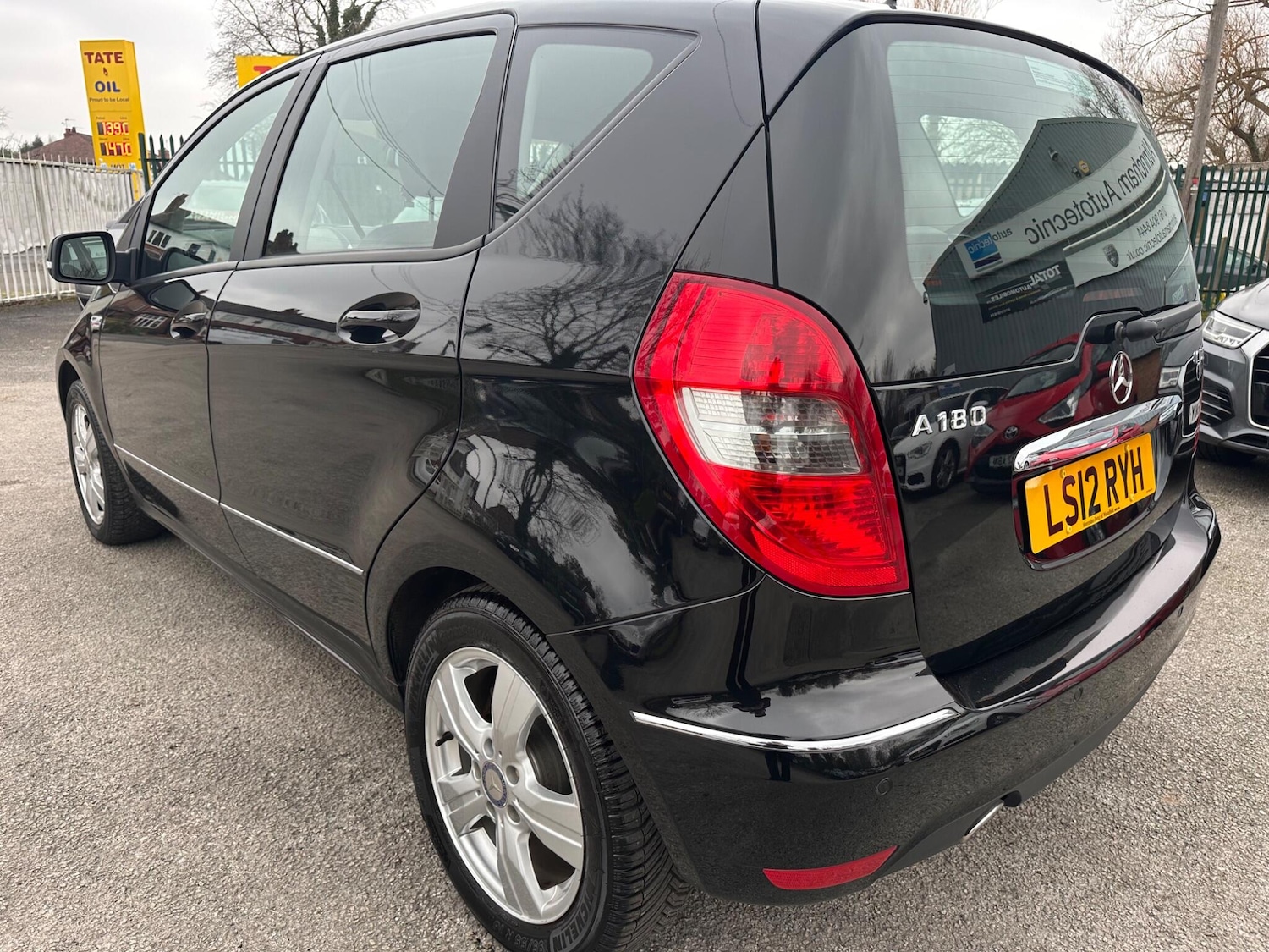 Used Mercedes-Benz A-Class 2012 for sale - 77424578: Photo 11