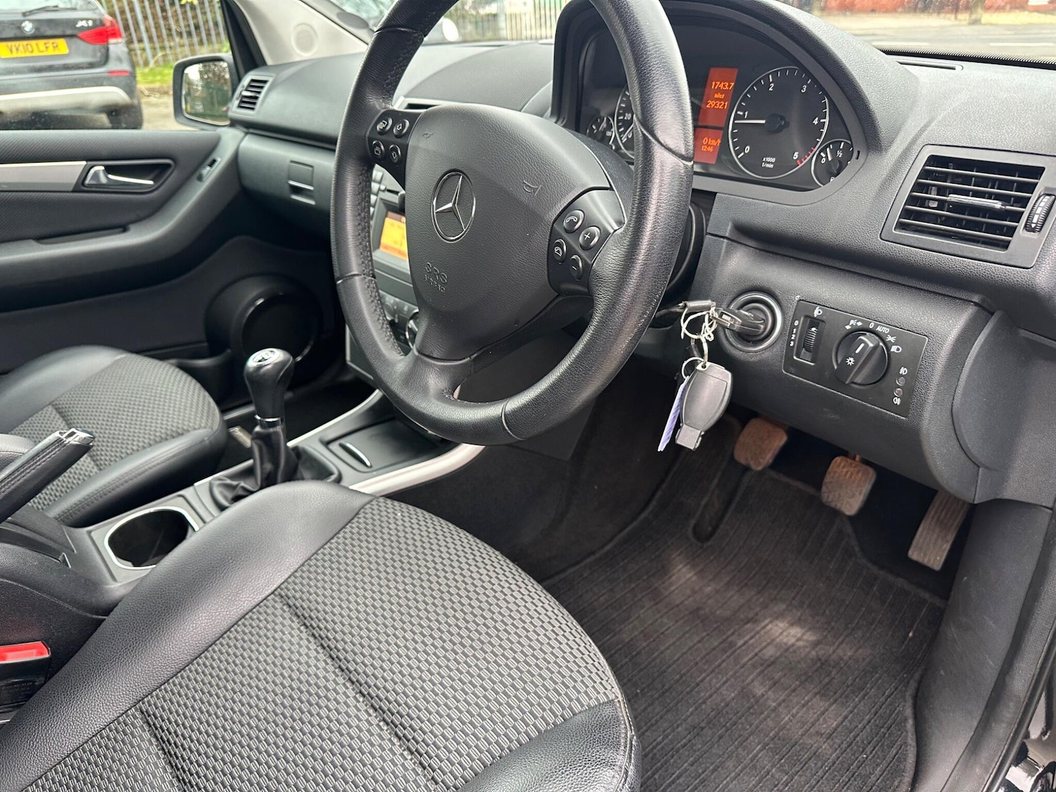 Used Mercedes-Benz A-Class 2012 for sale - 77424578: Photo 21