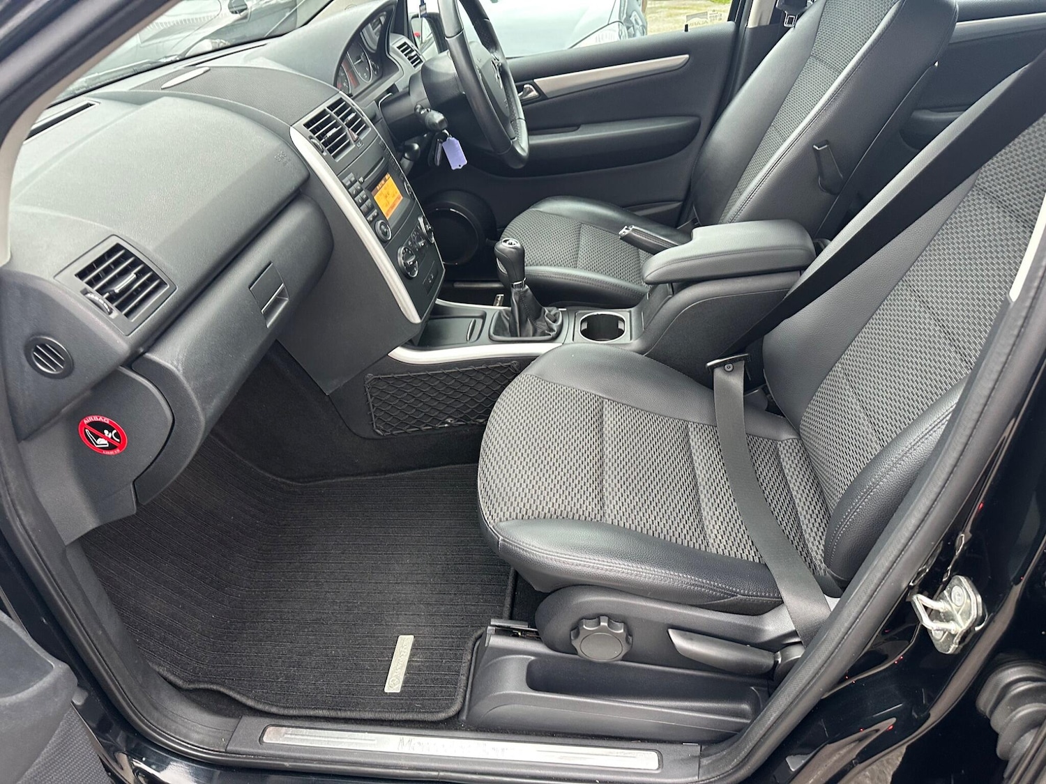 Used Mercedes-Benz A-Class 2012 for sale - 77424578: Photo 40