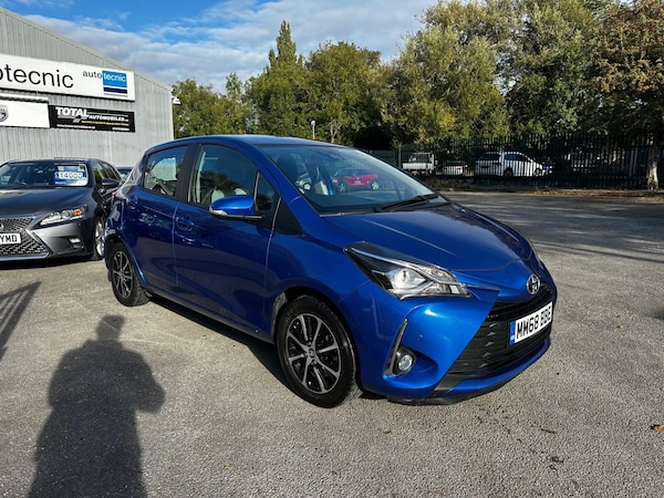 Used Toyota Yaris 2019 for sale - 76189121: Photo 2