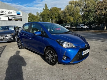 Used Toyota Yaris 2019 for sale - 76189121: Photo 2