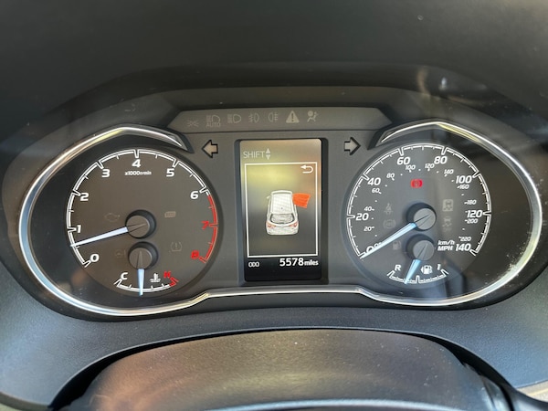 Used Toyota Yaris 2019 for sale - 76189121: Photo 32