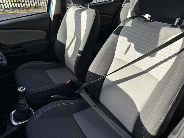 Used Toyota Yaris 2019 for sale - 76189121: Photo 35