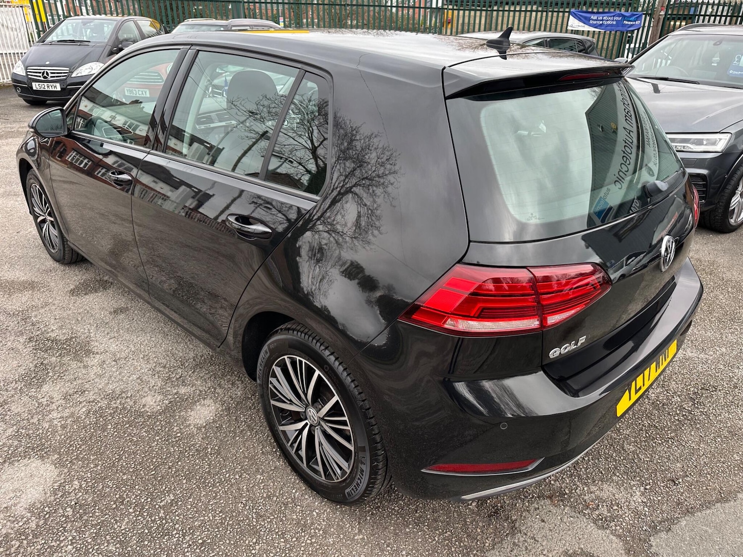 Used Volkswagen Golf 2017 for sale - 77427734: Photo 11