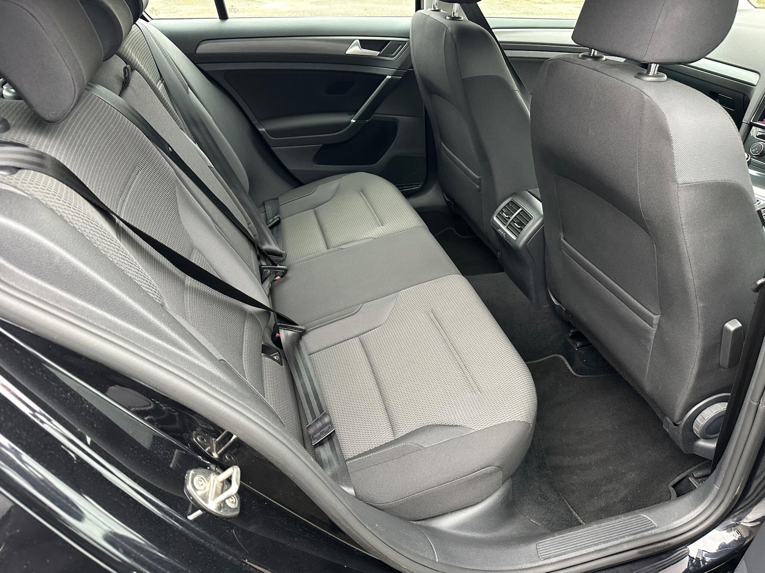 Used Volkswagen Golf 2017 for sale - 77427734: Photo 25