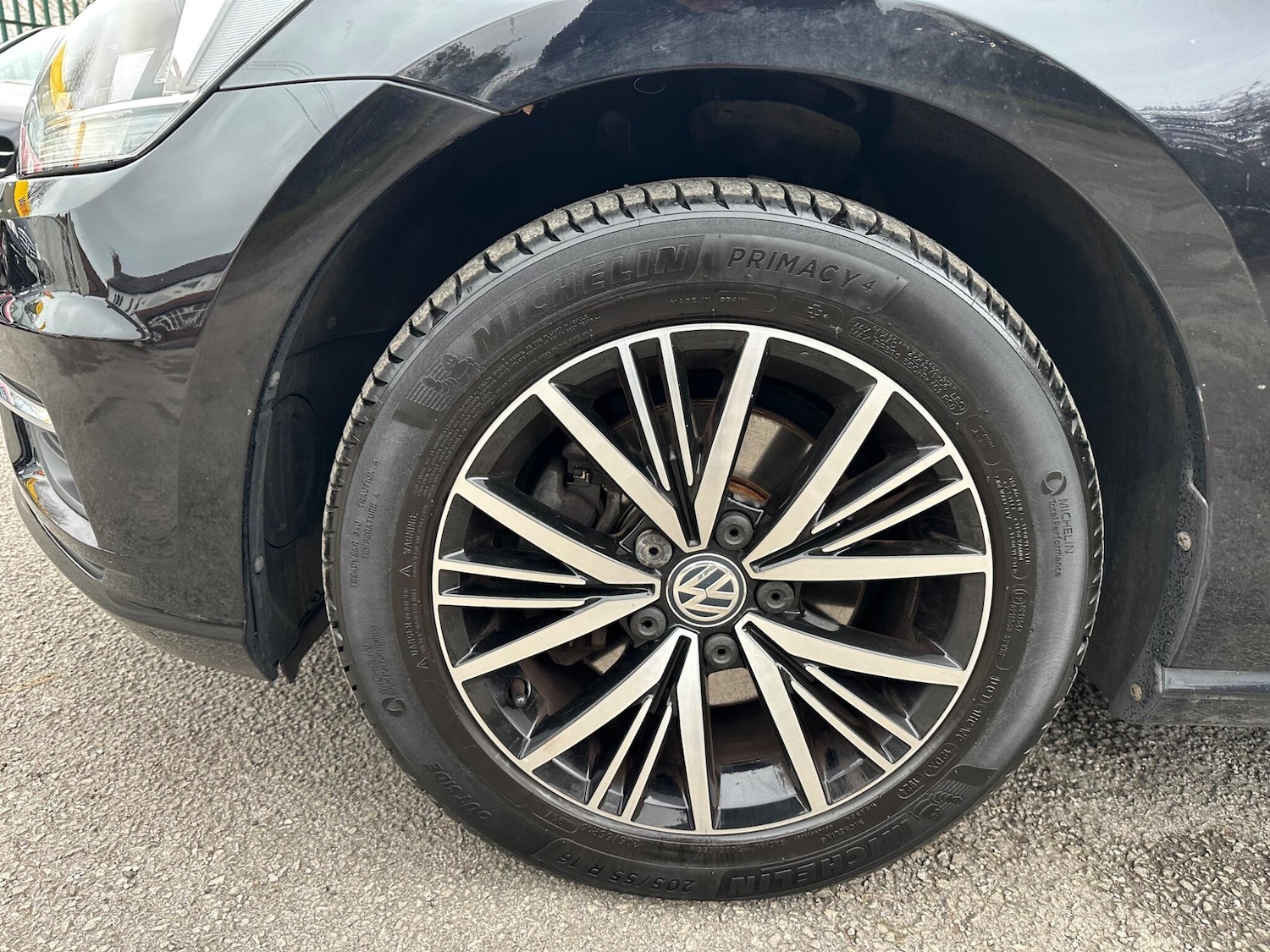 Used Volkswagen Golf 2017 for sale - 77427734: Photo 32