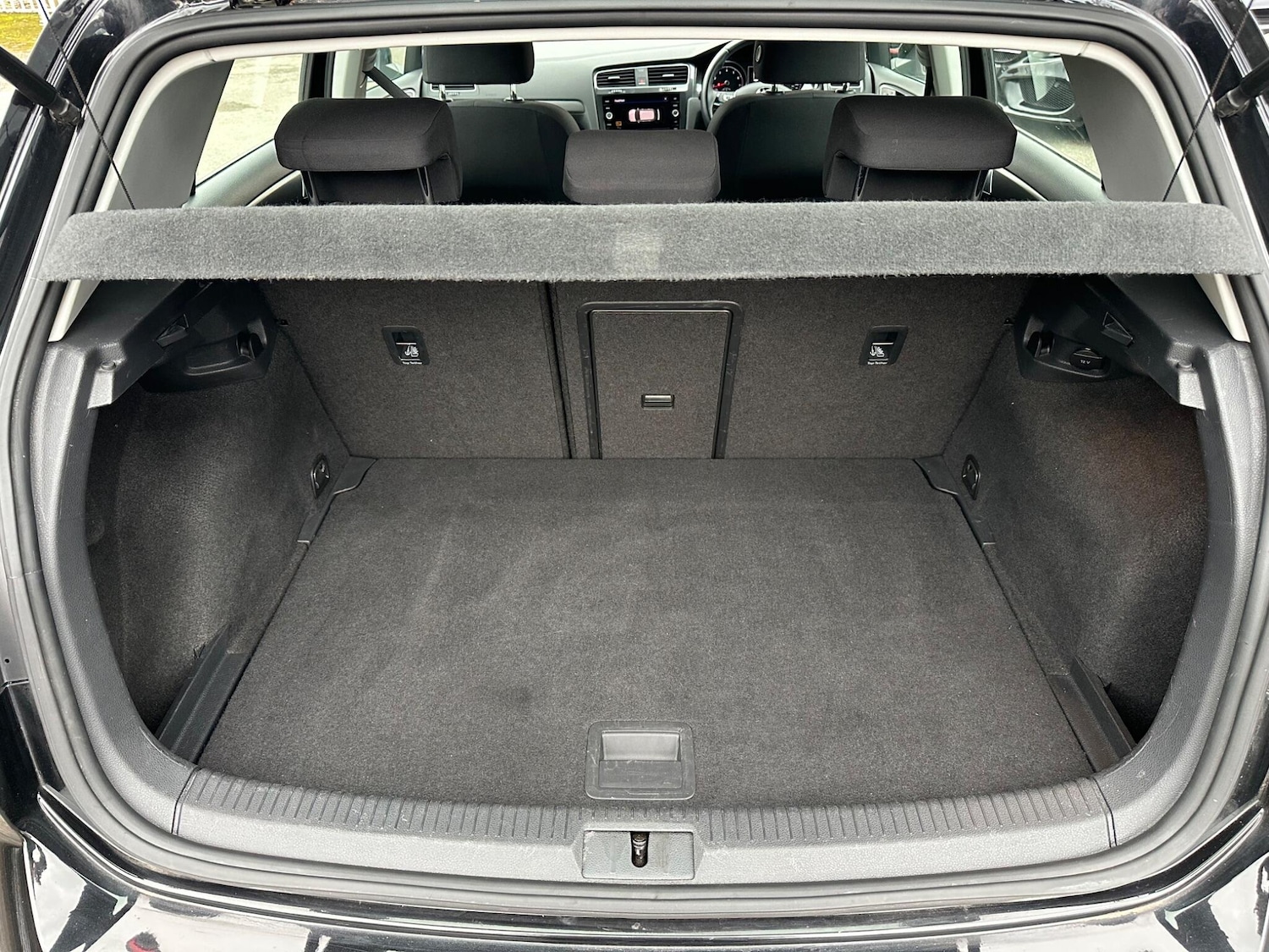 Used Volkswagen Golf 2017 for sale - 77427734: Photo 36