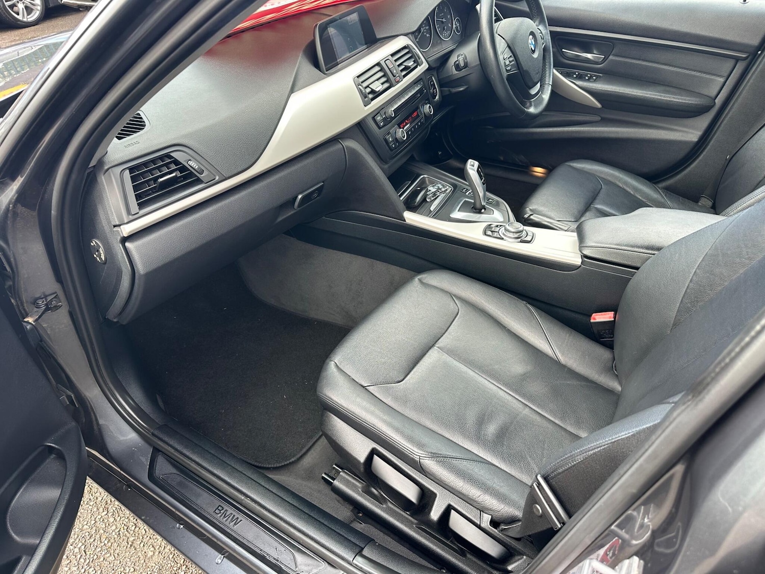 Used BMW 3 Series 2014 for sale - 78047856: Photo 23