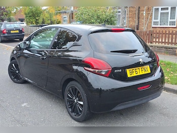 Used Peugeot 208 2017 for sale - 78504213: Photo
