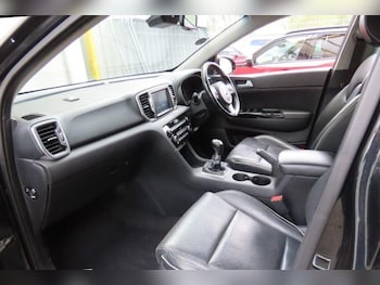 Used Kia Sportage 2016 for sale - 78612871: Photo